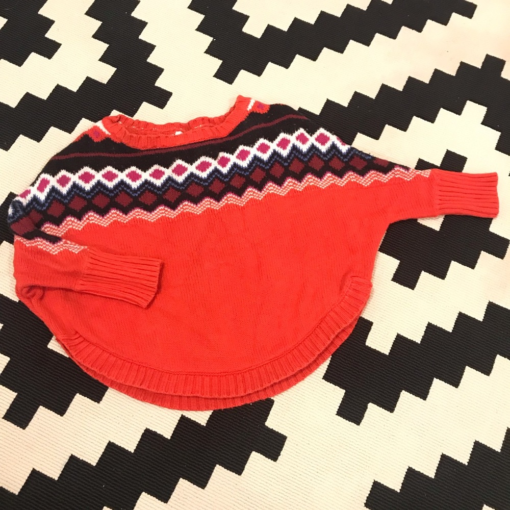 Old Navy 3T Curve-Hem Loose Fit Thick Sweater